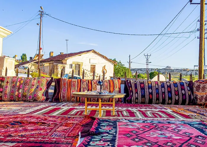 Heritage Cave Otel *